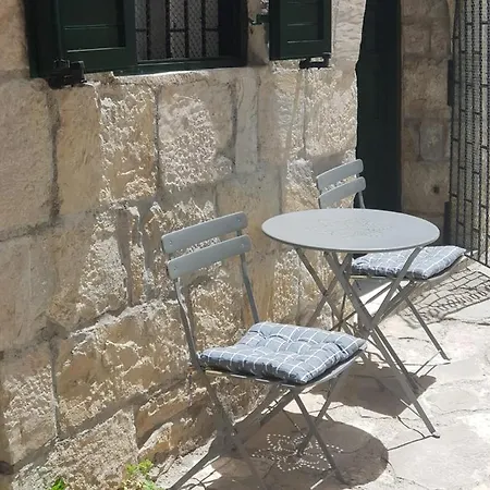 Jelinek Apartman *